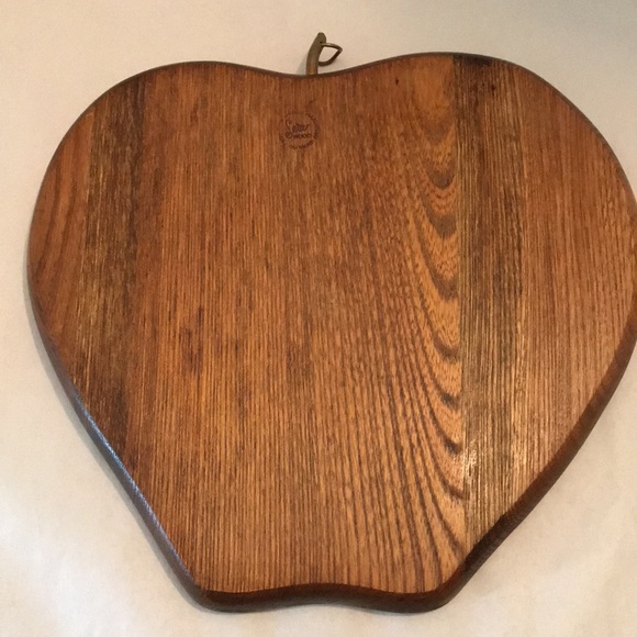 Fred Press Apple Shaped Serving Board with Fruit - Picture 3 of 5